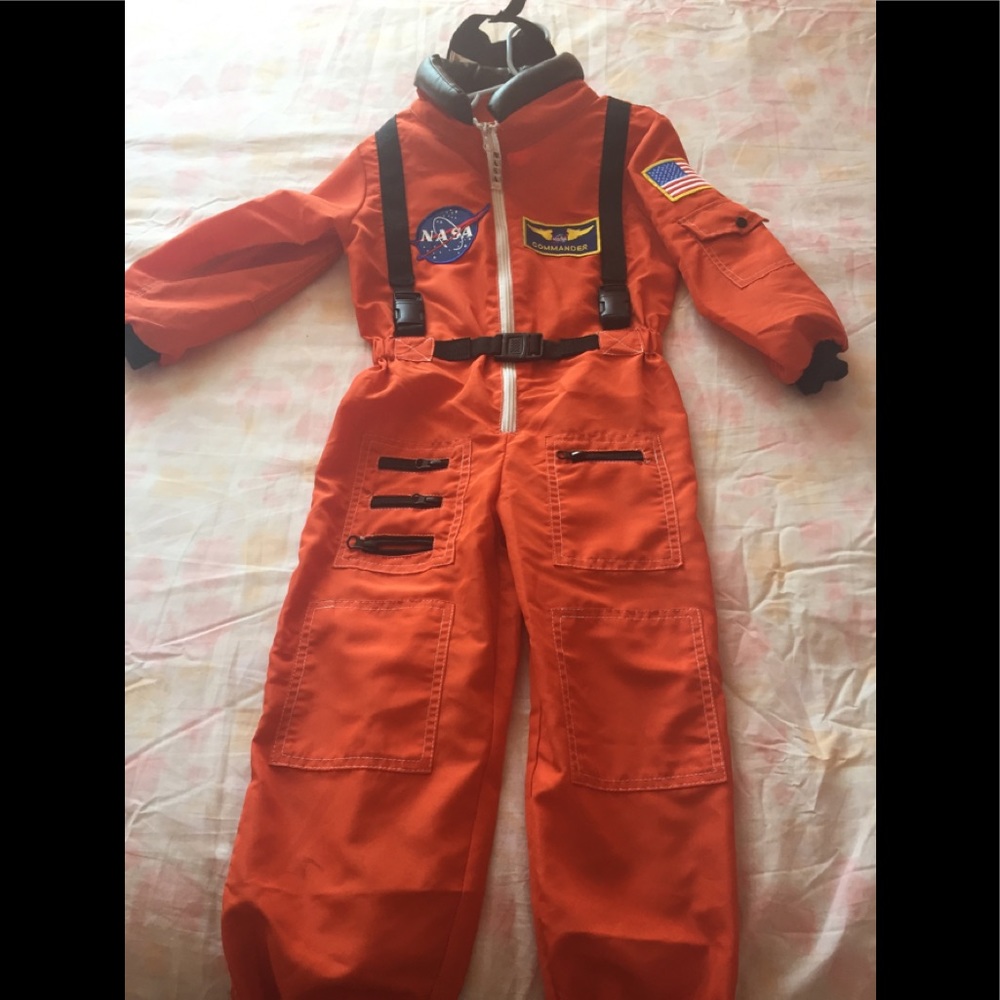Boys size 4-6 NASA costume